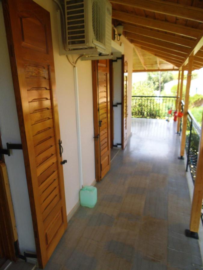 Villa Xenos Kalamákion 외부 사진