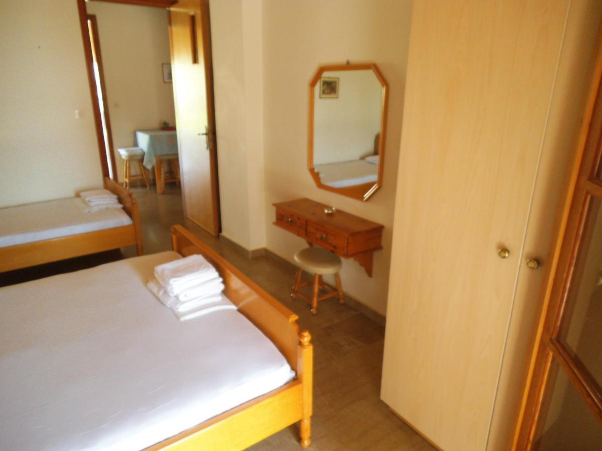 Villa Xenos Kalamákion 외부 사진