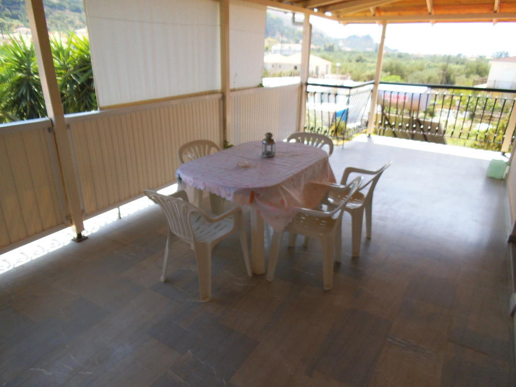 Villa Xenos Kalamákion 외부 사진