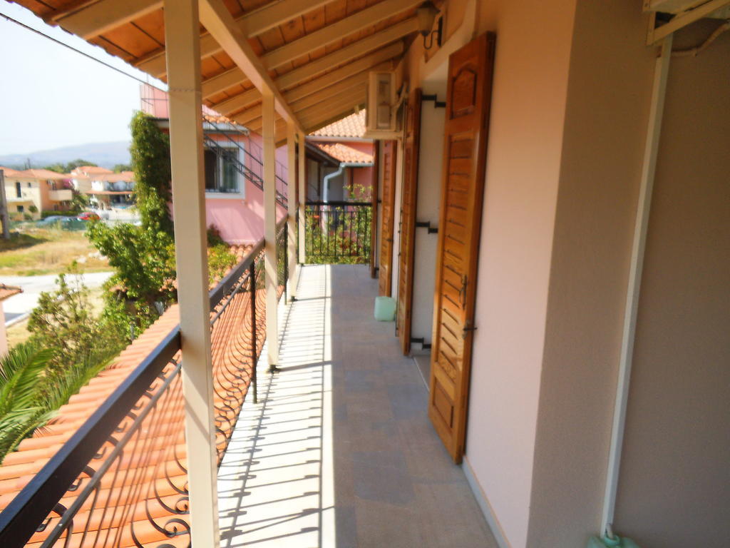 Villa Xenos Kalamákion 외부 사진