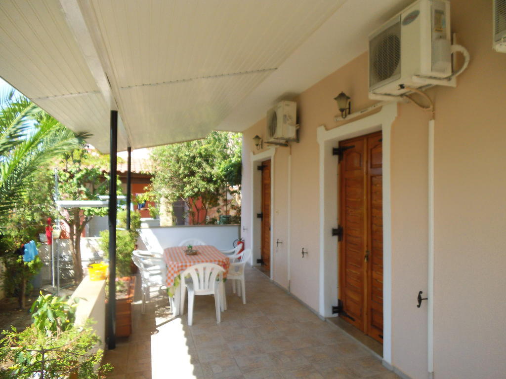 Villa Xenos Kalamákion 객실 사진